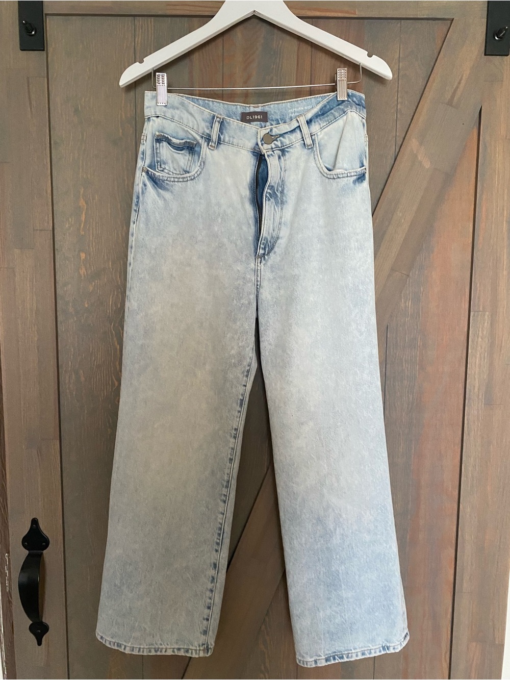 DL1961 Light Wash High-Rise Wide Leg Jeans - Picture 2 of 8